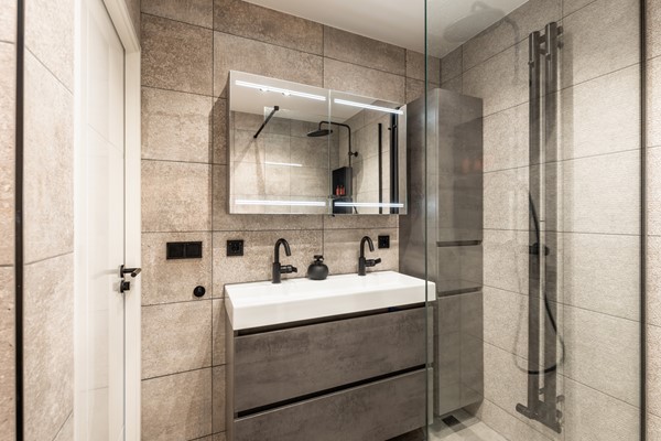 Medium property photo - Leuvenstraat 136, 1066 HD Amsterdam
